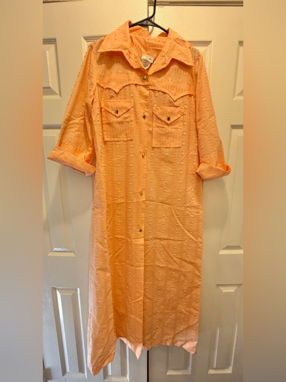 NWT Vintage 1970’s ILGWU Peach Eyelet Western Boho Button Up Maxi Shirt Dress 14 - Picture 6 of 10